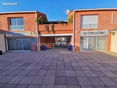 murs commerciaux 52 m² le crès