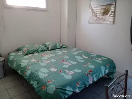 studio meublé avec jardinet