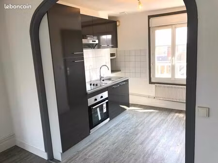 appartement 2 pièces 38m2 entièrement rénové avec cuisine équipée - situé en hyper centre-