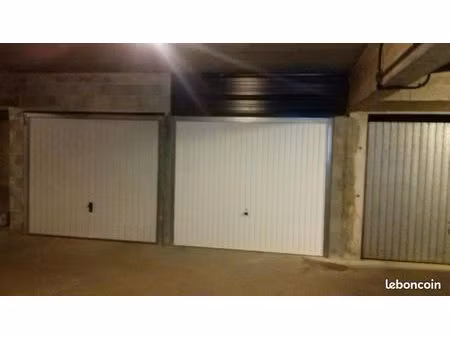 location garage box la madrague st cyr sur mer