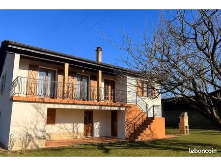 villa 6 pièces 107 m²