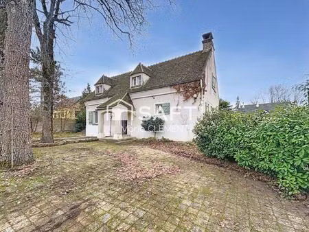 maison familiale  4 chambres avec sous-sol total  fort potentiel