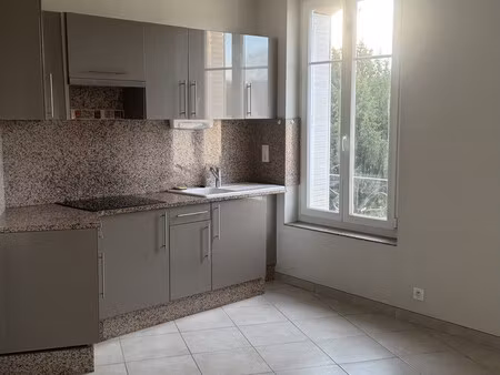 f2 à maule – bien agencé et fonctionnel