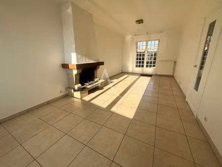 location maison à cholet (49300) : à louer / 106m² cholet