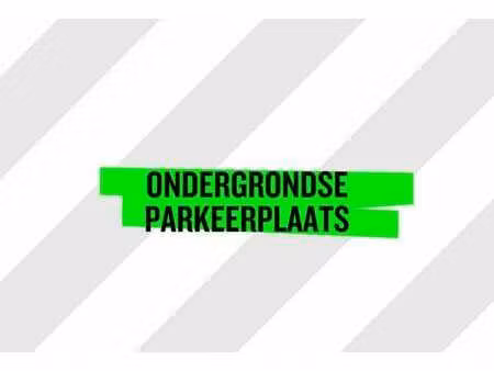 parking souterrain dans un immeuble moderne à zedelgem