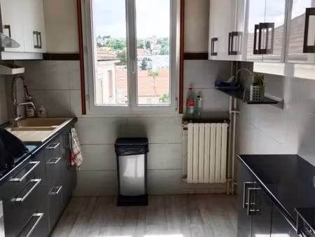 94400 vitry sur seine appartement 3 ou 4 pieces 74.42 m² avec une cave et un parking