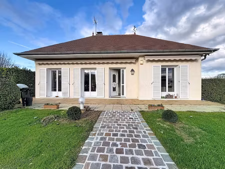 saint-lyé maison traditionnelle avec sous-sol total