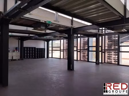 bureaux saint antoire avec parking