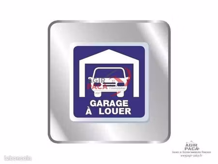 parking/box 15 m² saint-raphaël