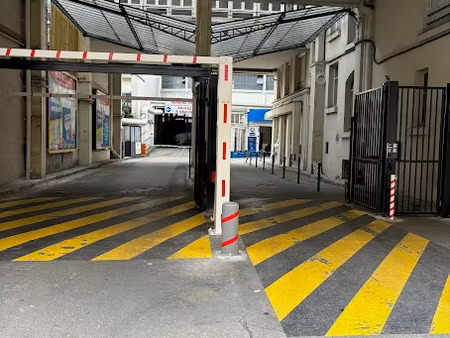 vente parking 11 m² à paris 17ème (75017)  22 000 €