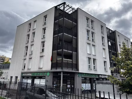 appartement t4 - 75 m2 - vénissieux