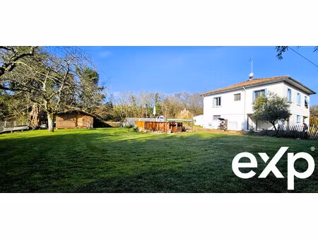 maison familiale avec grand jardin et piscine à mouleydier (24)