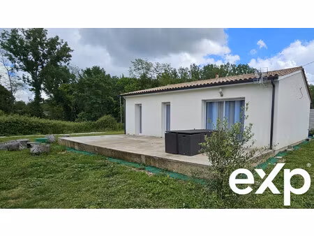 maison de plain-pied  80 m² habitables  3 chambres  terrain de