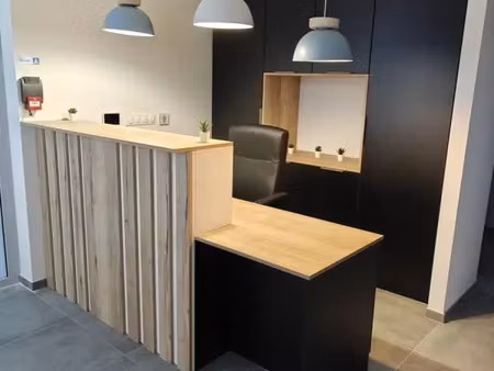 local professionnel - 140 m2