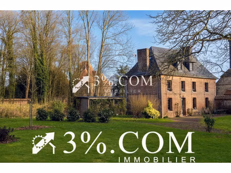 maison de caractère au centre du village