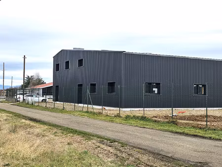 location local professionnel 23m² anneyron 26140