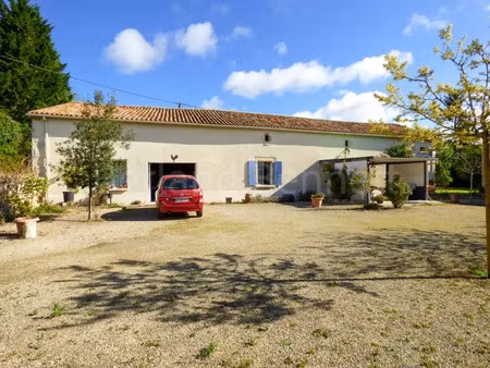 vente maison 5 pièces 125 m² à sauzé-vaussais (79190)  161 400 €