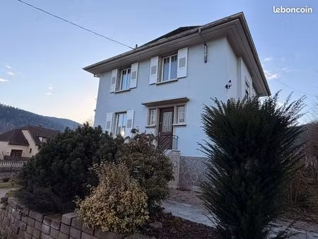 maison 5 pièces 140 m²