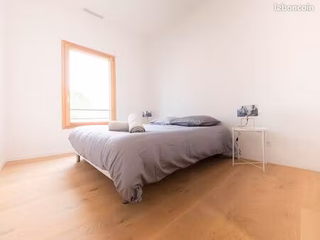 t4 84m2 + terrasses de 30m2 + garage box double et parking