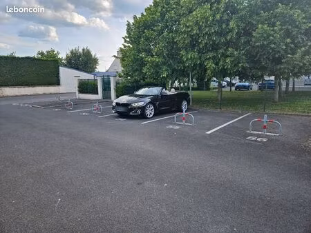 locations place de parking