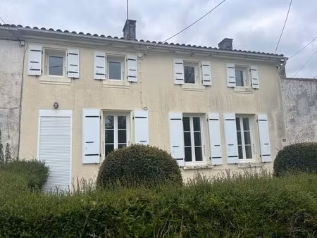 vente maison 4 pièces 88 m² saint-porchaire (17250)