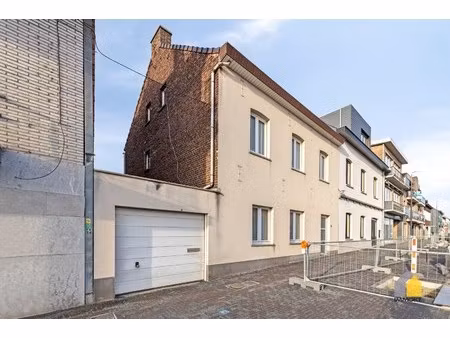 huis te koop in as met 4 slaapkamers