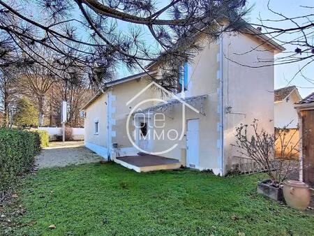 bergerac : charmante maison de 78m² avec dépendance de 49m2 et piscine