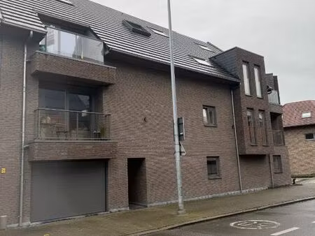 opwijksestraat 31  bus 2.01 - 9280 lebbeke