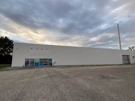 a louer - local d'activites 2 200 µm² - pessac proche rocade sortie 14