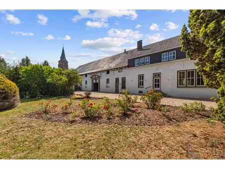 huis te koop in aat met 6 slaapkamers