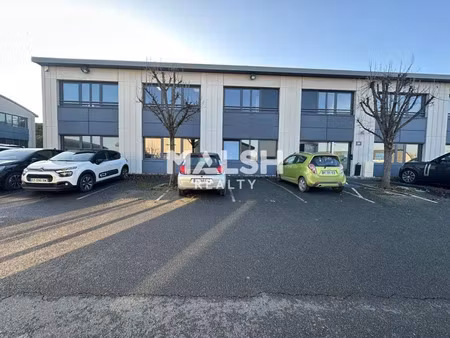 bureaux à limas - a louer - 367 m² divisibles à partir de 159 m²