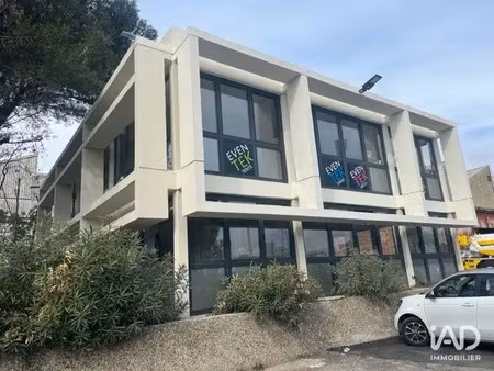 location bureaux et commerces à gardanne (13120) : à louer / 75m² gardanne