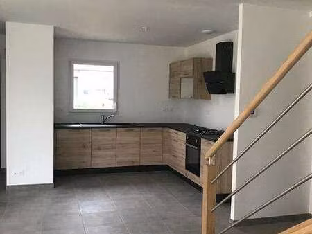 location maison à dinan (22100) : à louer / 114m² dinan