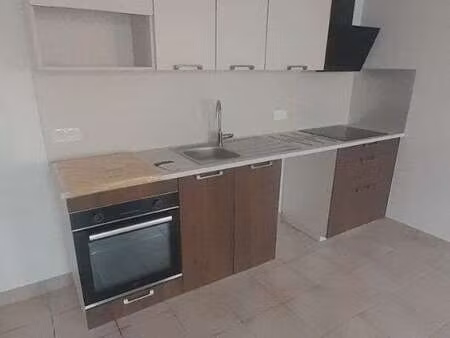 location maison à la chapelle-du-genêt (49600) : à louer / 50m² la chapelle-du-genêt