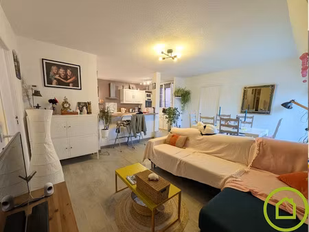 vente appartement 4 pièces 90 m² à villeneuve-d'ascq (59491)  229 000 €