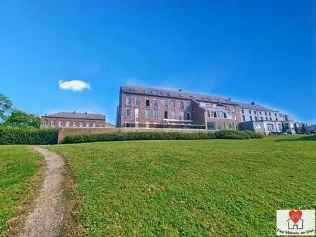 appartement lumineux de 90 m² avec jardin commun