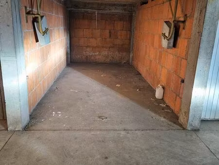 garage/box 15m2