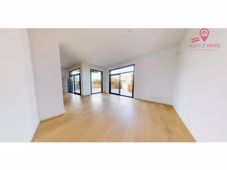 location appartement 5 pièces 121 m² à tassin-la-demi-lune (69160)
