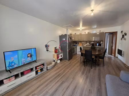 vente appartement 3 pièces 53 m² à bouc-bel-air (13320)  273 500 €