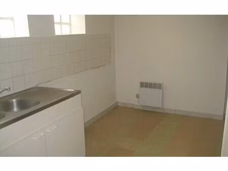 location appartement  m² t-2 à lizy-sur-ourcq  523 €