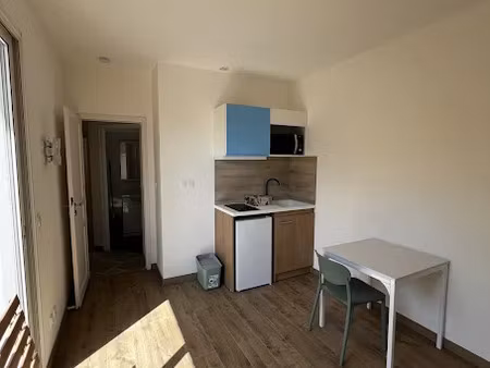location meublée appartement 1 pièce 16.64 m² à sainte-genevieve-des-bois (91700)  635 €