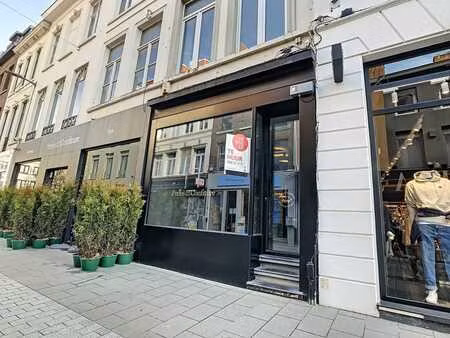 bâtiment de locaux professionnels à louer kortrijk