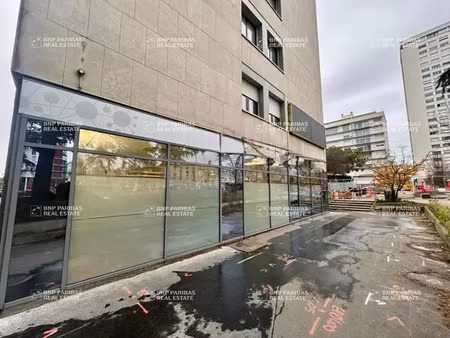 location bureau tours 37000