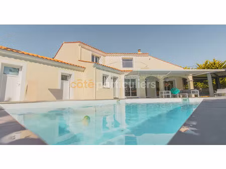 villa bord de mer contemporaine bretignolles sur mer 12 pièce(s) 251 m2