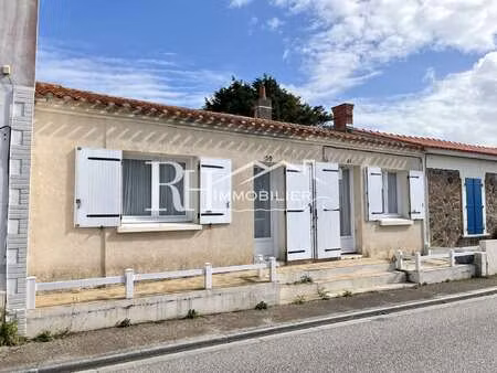 vente maison à brem-sur-mer (85470) : à vendre / 50m² brem-sur-mer