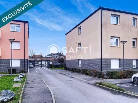 appartement t2 récent avec balcon et parking
