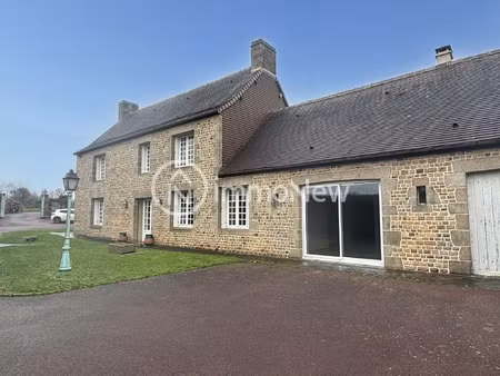 maison en pierre de 235m2 sur 1510m2 de terrain