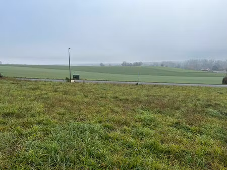 terrain bresnay 900 m²