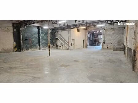 entrepôt 283 m2 avec bureaux sarrians