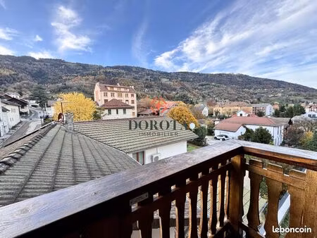 studio 2 pièces 30 m²